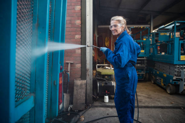 Best Concrete Pressure Washing  in Circle Pines, MN